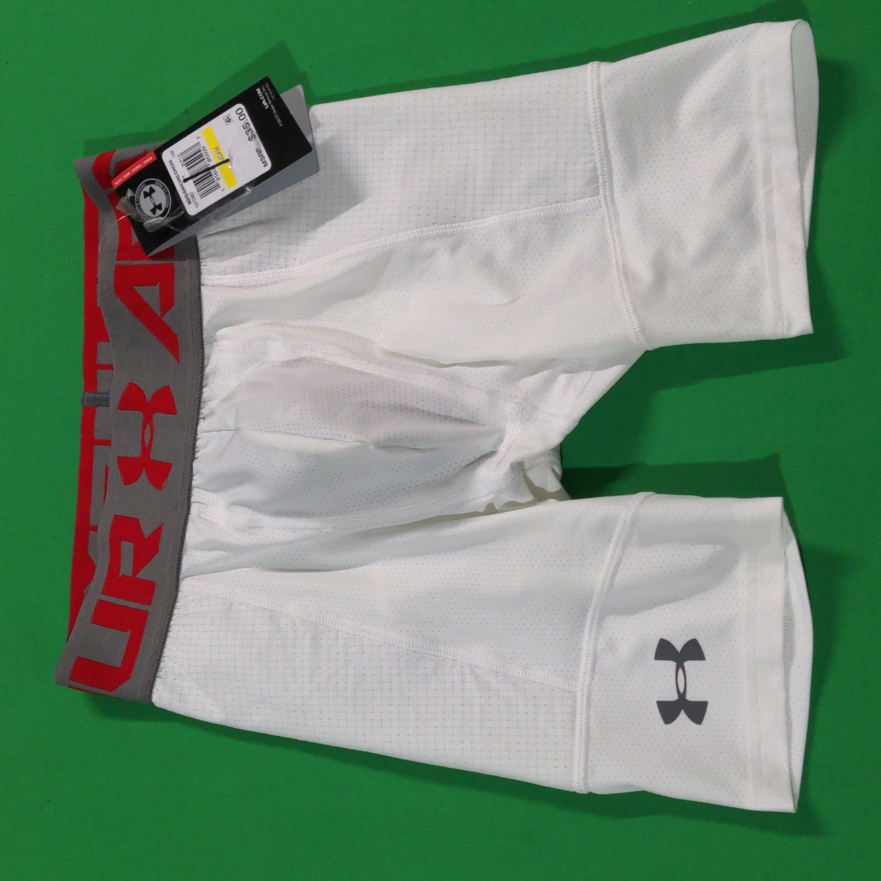 Under Armor Boys Heat Gear Keeps You Cool